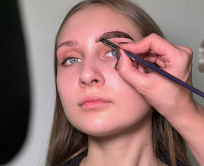 MASTERCLASS SOURCILS : techniques sans marquage pour être rapide